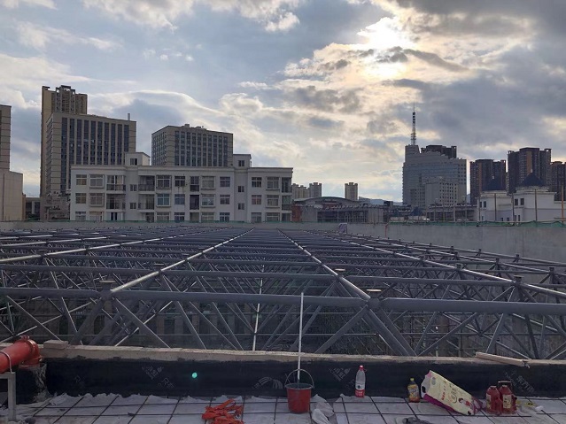 邵阳云南昆明联勤保障部队65070工程-军体训练馆网架